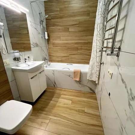 центр університет Apartment Lviv