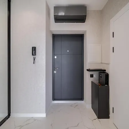 сучасна з панорамним видом у львові Appartement