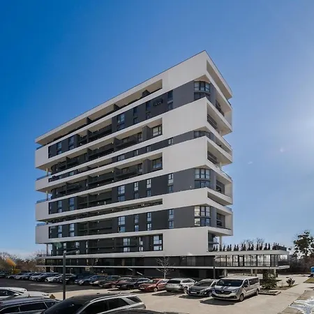 сучасна з панорамним видом у львові Appartement